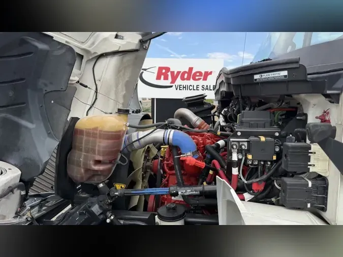2019 NAVISTAR INTERNATIONAL 4300