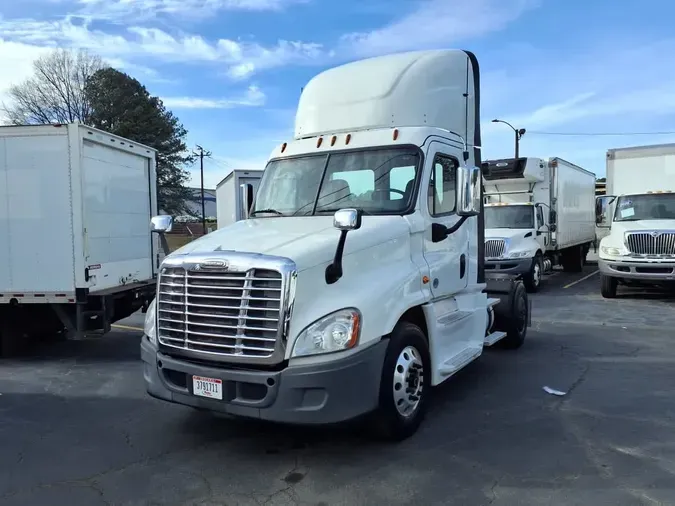 2018 FREIGHTLINER/MERCEDES FLT7562T