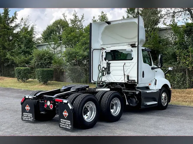 2021 INT LT625 6x4