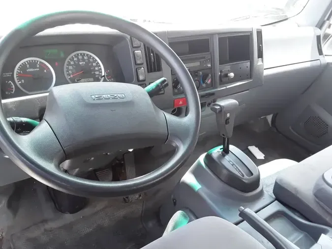 2018 ISUZU NPR HD