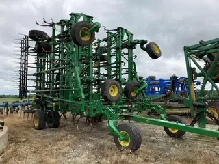 2018 John Deere 2230