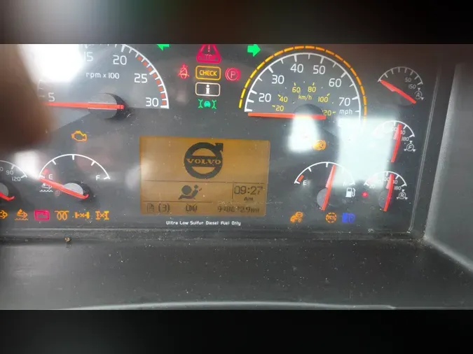 2018 Volvo VNL300