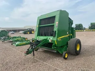 2014 JOHN DEERE 569