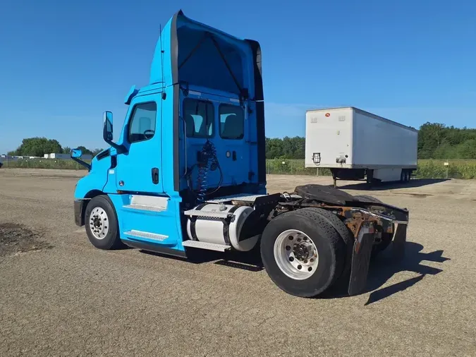 2020 FREIGHTLINER/MERCEDES NEW CASCADIA 12647642431672bdb1ed4b79ebea793b0a6