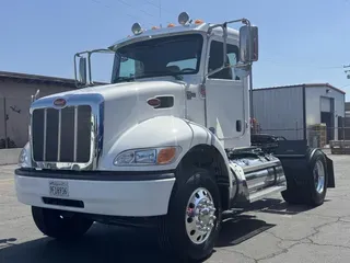 2020 Peterbilt 348
