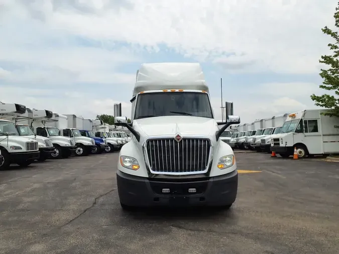 2020 NAVISTAR INTERNATIONAL LT625 SLPR CAB