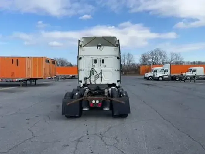 2017 Freightliner Cascadia
