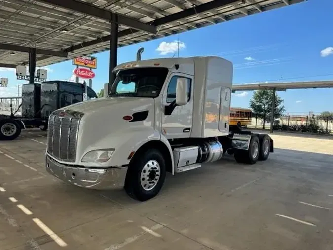 2017 Peterbilt 579