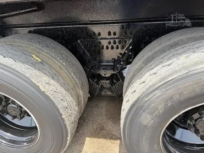 2014 MACK GRANITE GU433