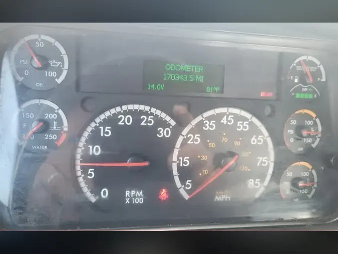 2019 FREIGHTLINER M2 106