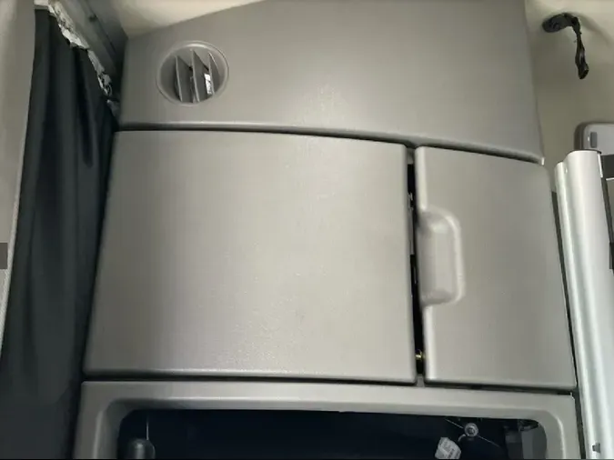 2024 VOLVO VNL64T860