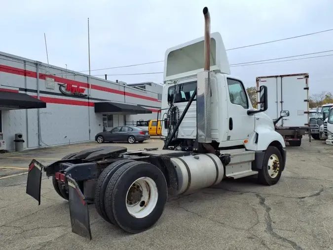 2021 NAVISTAR INTERNATIONAL LT625 DAYCAB S/A