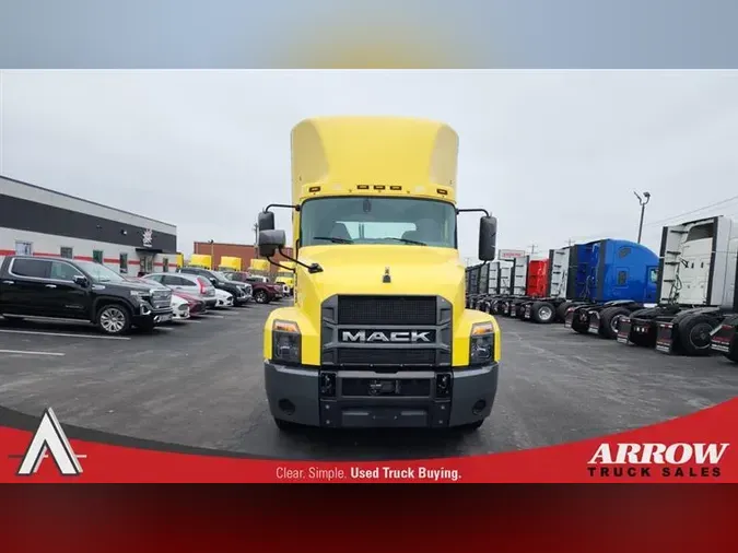 2022 MACK AN64T