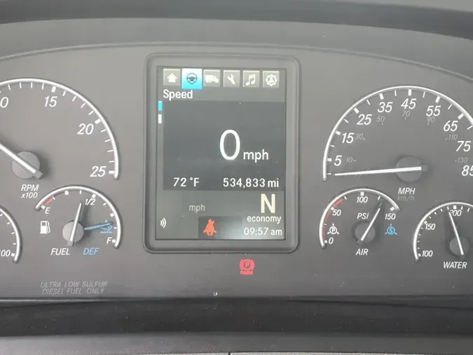 2019 FREIGHTLINER NEW CASCADIA 116
