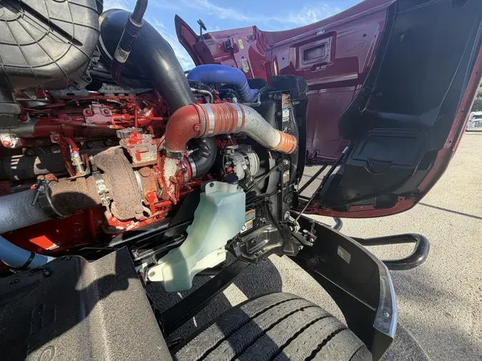 2023 Peterbilt 5794786dc620e2c378268715b5122fa8a5f