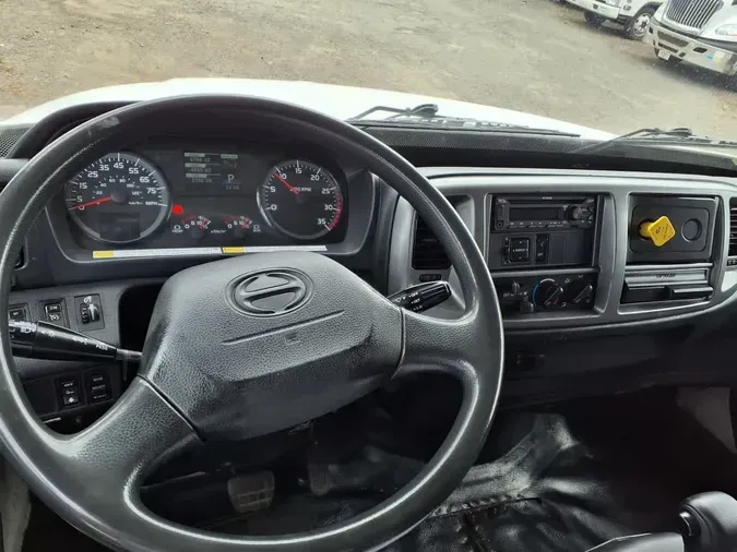 2019 HINO HINO 258ALP