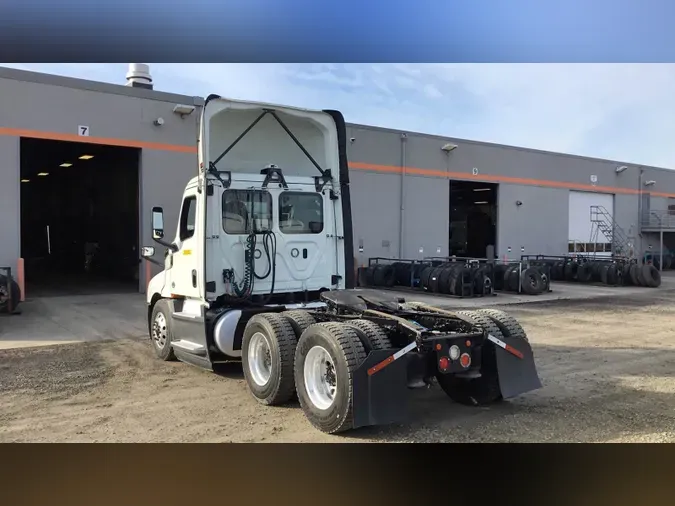 2019 Freightliner Cascadia