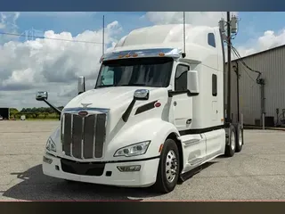 2022 PETERBILT 579