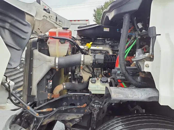 2018 FREIGHTLINER CASCADIA 113" DAYCAB