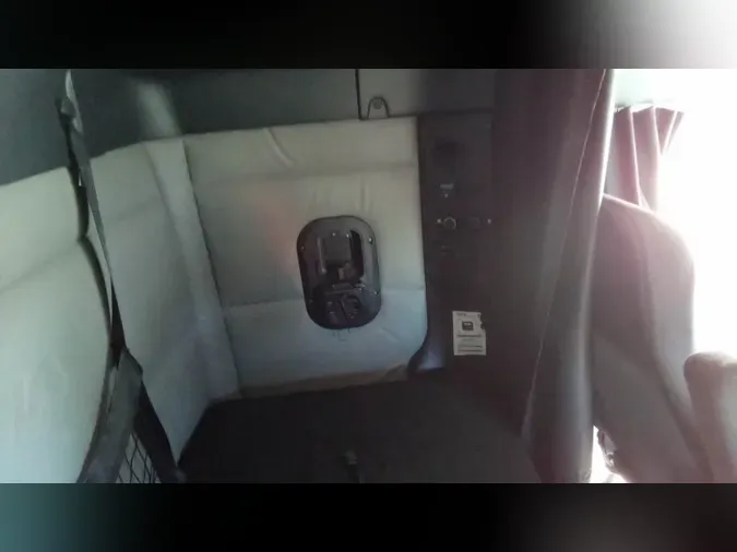 2021 Freightliner Cascadia 1264794bd74a93b64eed6d1fabd1c033ac3