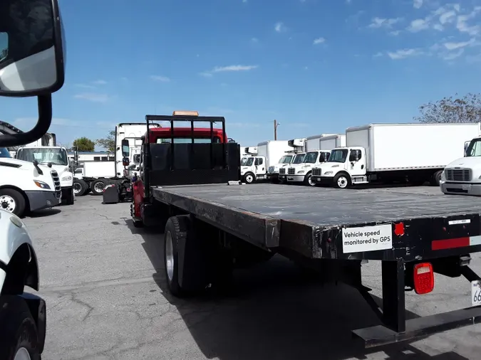 2018 FREIGHTLINER/MERCEDES M2 106