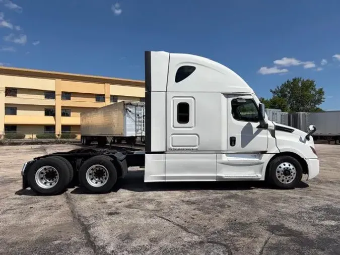 2022 Freightliner Cascadia479f2e66cbd38a8af70190a4cb72e36e