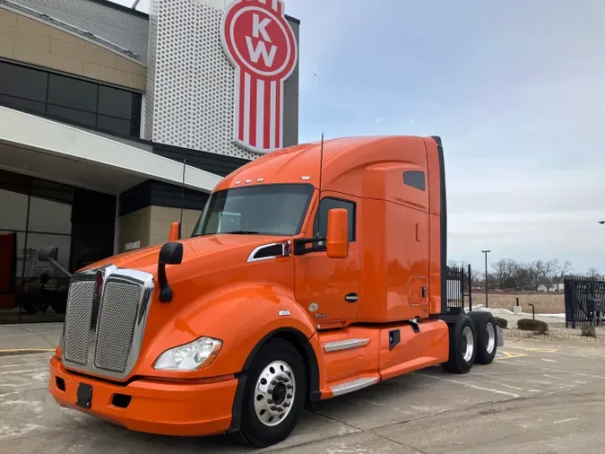 2020 Kenworth T680