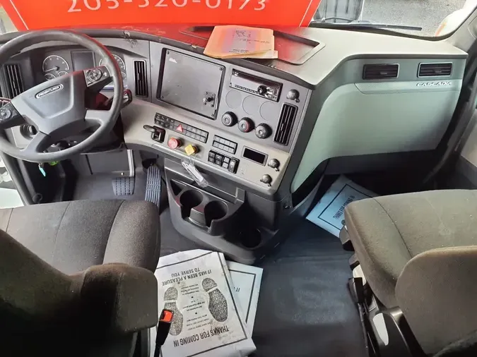 2019 FREIGHTLINER NEW CASCADIA PX12664