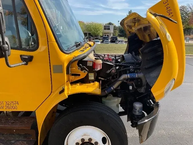 2018 Freightliner M2