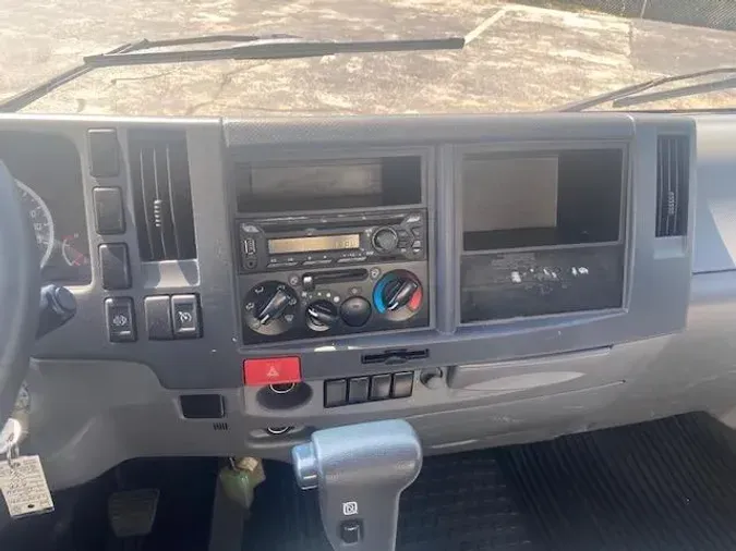 2022 Isuzu NRR
