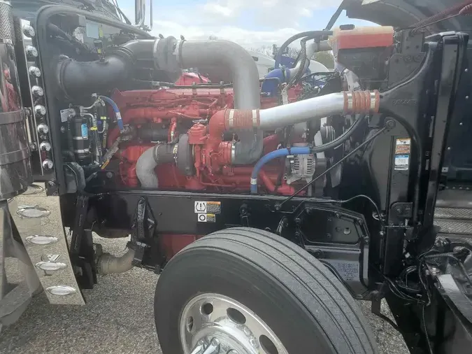 2022 PETERBILT 389