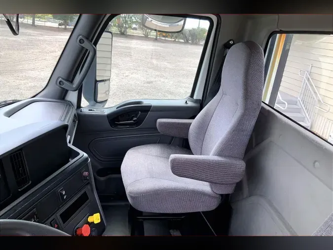 2021 INT LT625 6x4