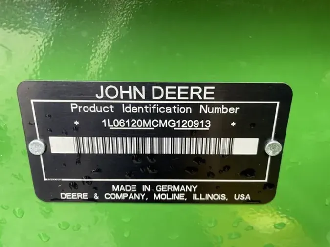 2021 John Deere 6120M