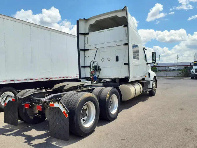 2019 NAVISTAR INTERNATIONAL LT625 SLPR CAB