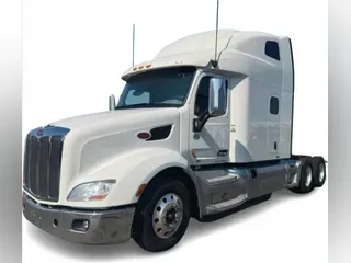 2022 Peterbilt 579
