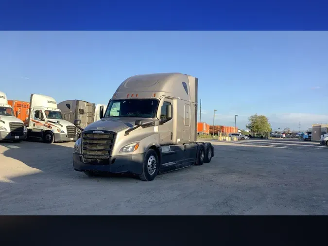 2024 Freightliner Cascadia 12647b06c0a2acaa7378987b7defe75aa22