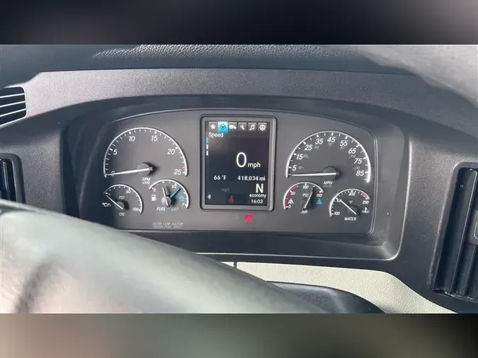 2022 FREIGHTLINER CA126