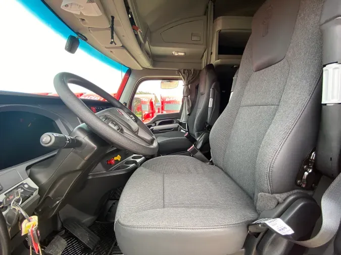 2026 Kenworth T68047b595928a060de7637cf8ba9553e99d