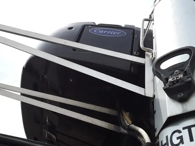 2018 FREIGHTLINER M2 106