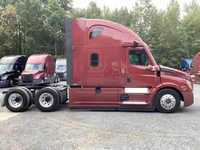 2023 Freightliner Cascadia