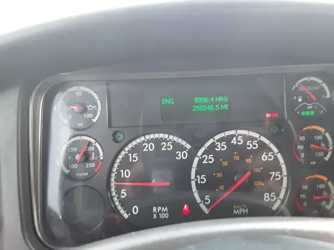 2019 FREIGHTLINER/MERCEDES M2 106