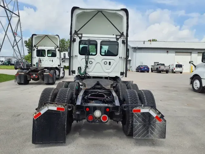 2023 FREIGHTLINER/MERCEDES CASCADIA PX11664ST47c4094ae5747f5aec06dd2e41753b24