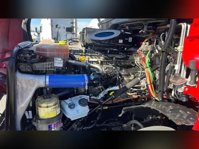 2022 FREIGHTLINER CA126