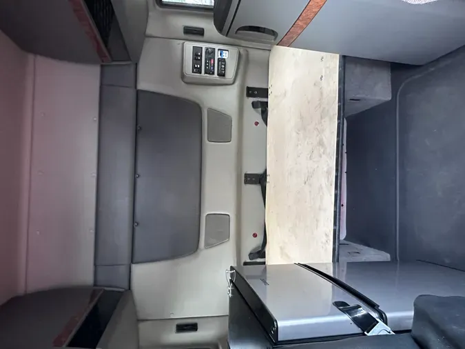 2020 INTERNATIONAL LT625