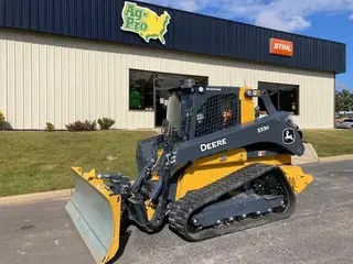 2022 John Deere 333G