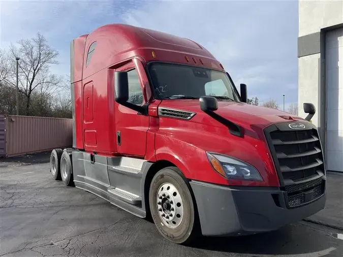 2021 FREIGHTLINER CASCADIA