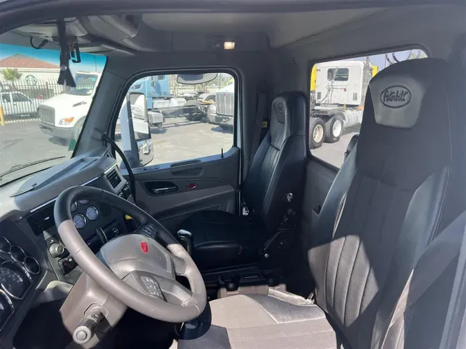 2018 Peterbilt 579