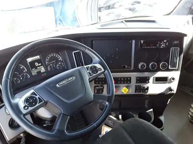 2020 FREIGHTLINER/MERCEDES NEW CASCADIA PX12664