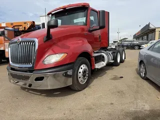2019 INTERNATIONAL LT