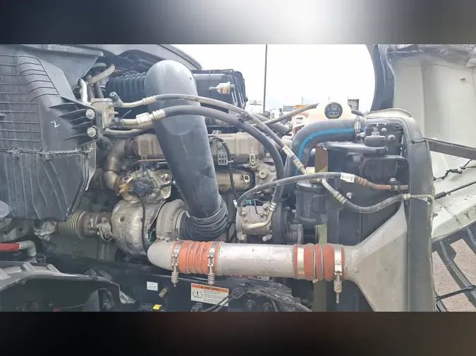 2023 Freightliner Cascadia 126